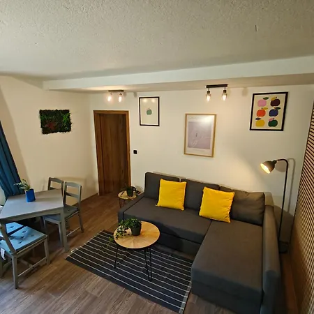 Casa de hóspedes Mezi Casy